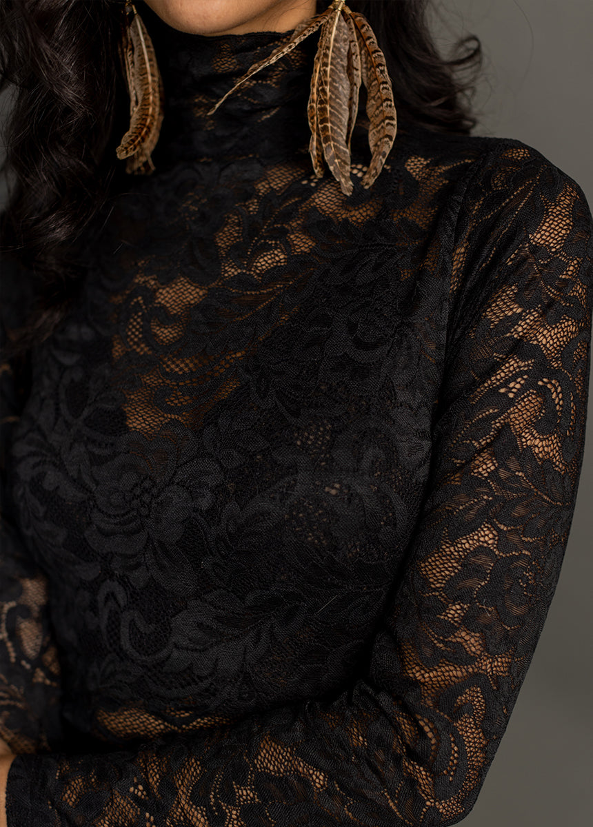 Women Iris Top in Black