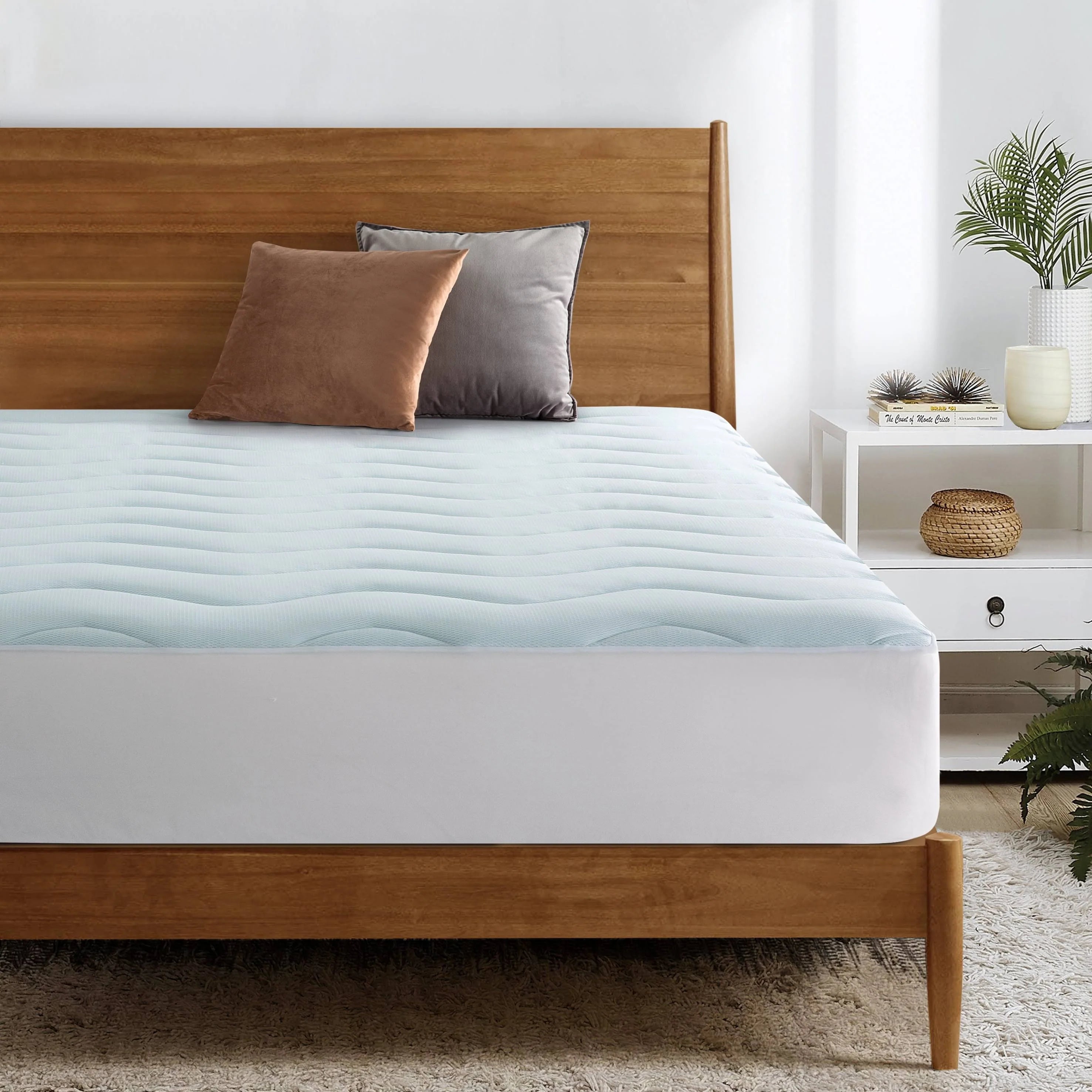 SertaPedic Cool, Fresh & Clean Quilted Comfort Mattress Pad, Queen