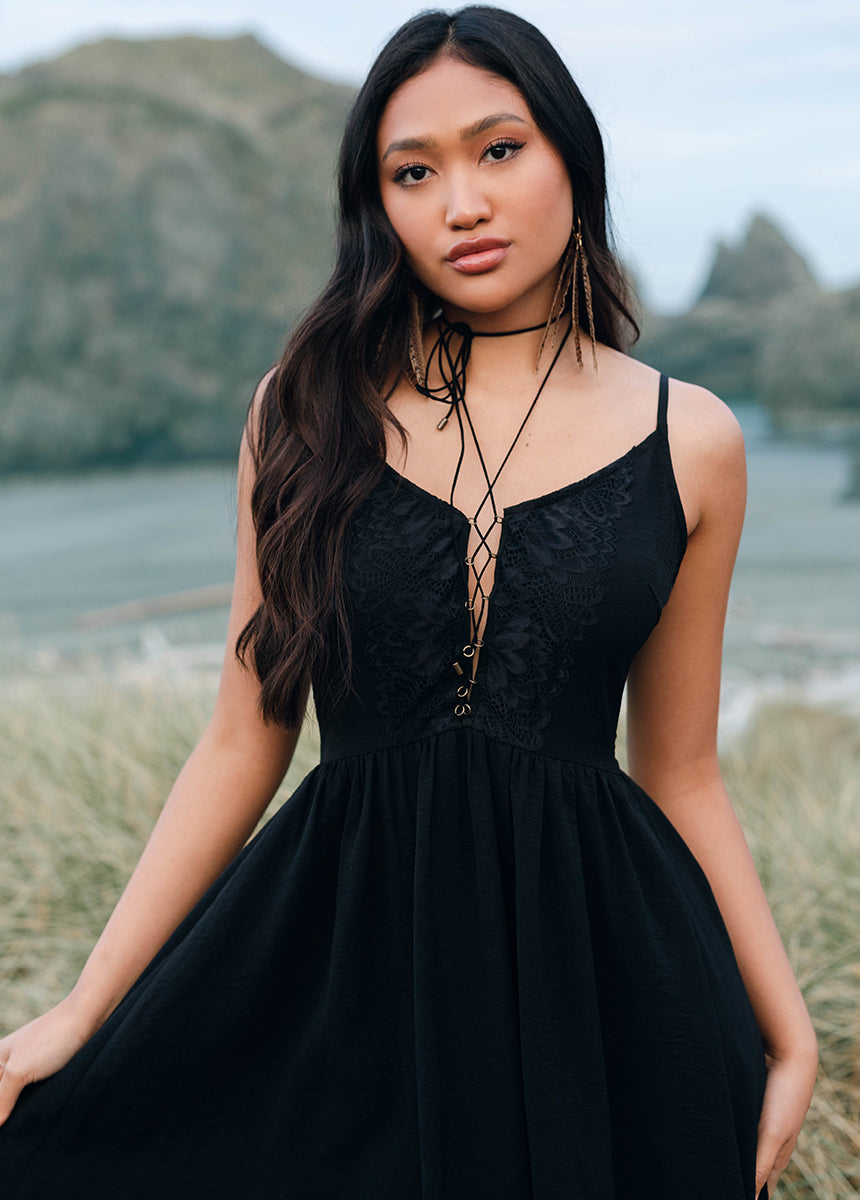Women Holland Dress in Black